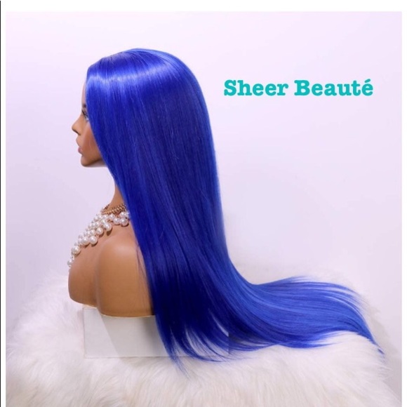 Sheer Beauté Blue L-Part Lace Front Wig - Picture 4 of 6